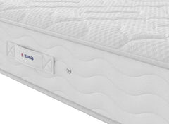 1000 pocket mattress Side View Zoomed